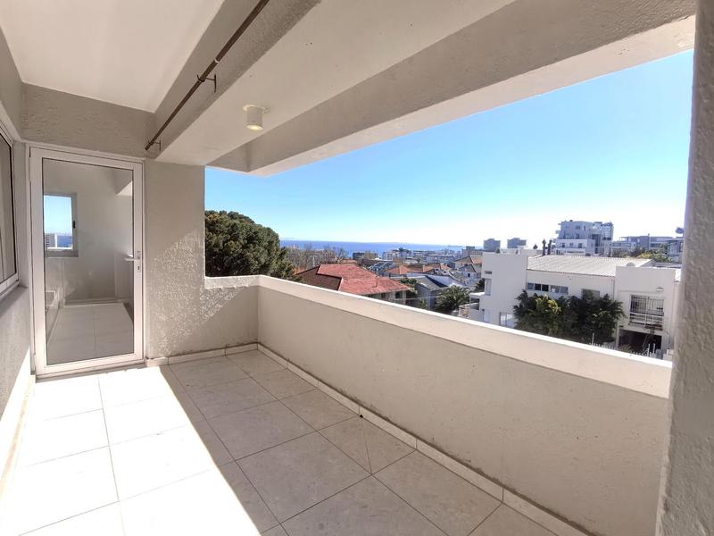 To Let 3 Bedroom Property for Rent in Sea Point Western Cape